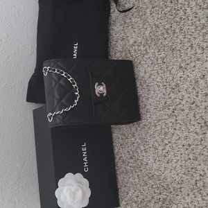 NEW Chanel clutch with Chain